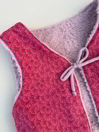 Image 10 of Vendbar Fluffy Vest