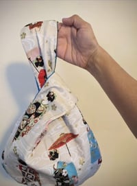Image 3 of Japanese Geishas in Kimonos Knot Bag