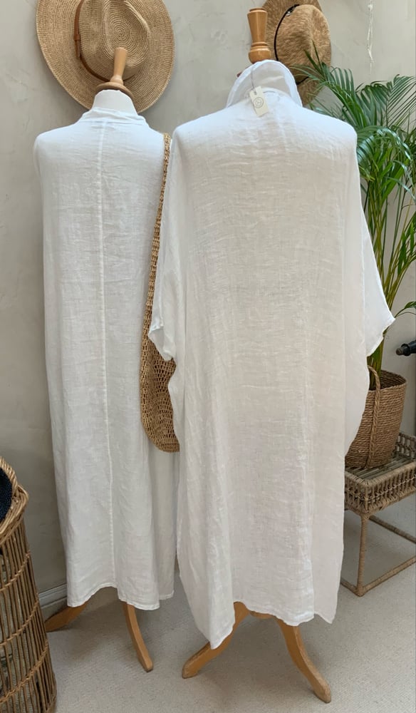 Image of Robe de Plage en voile de lin Blanche