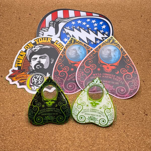 Image of green gradient planchette set 