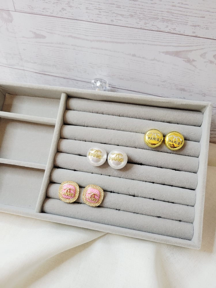 Image of Paris Stud Earrings 