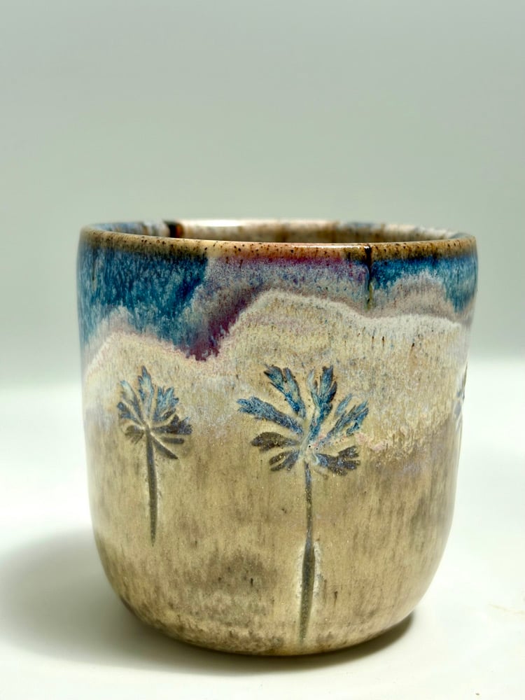 Image of Palm Cup Dusk Medium