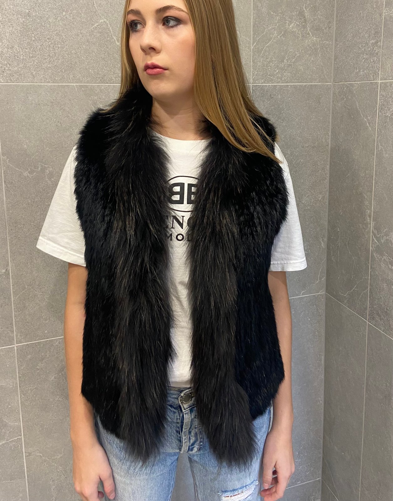 Short black shop fur vest