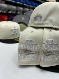 Image 3 of New Era 5950 Chrome - Black mettalic silver WS22