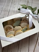 Image 4 of Medium Eid Sharing Box