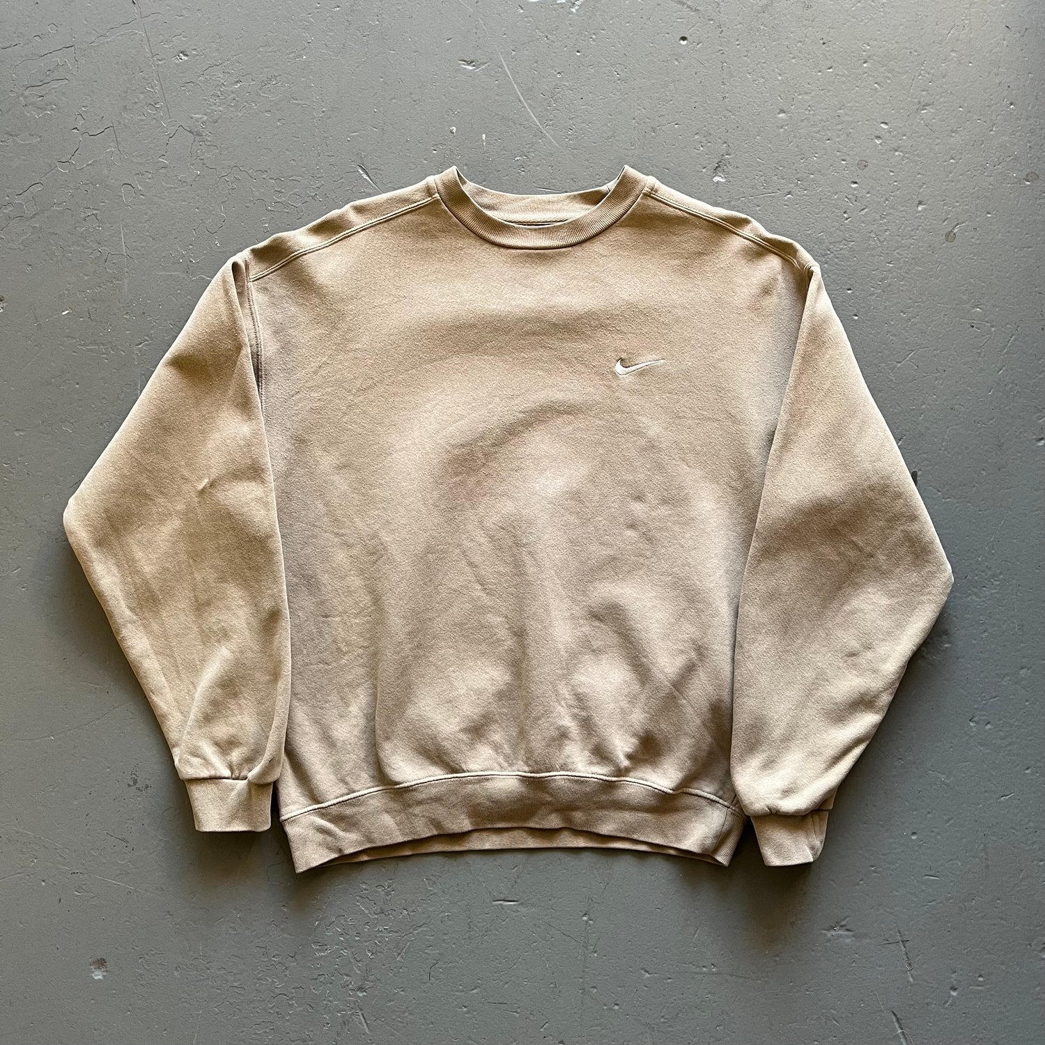 Image of Vintage 90s Nike sweatshirt size medium 