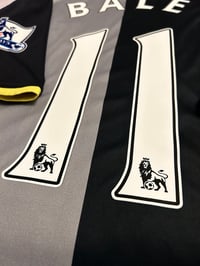 Image 11 of Tottenham Hotspur “BALE 11” 2012/13 Third Shirt +  patches  (XL)