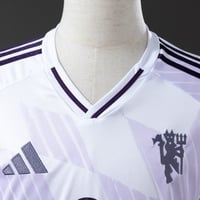 Image 4 of Manchester United 25/26 Away Jersey