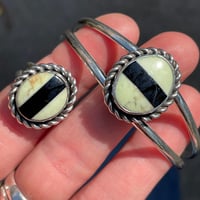Image 3 of CHRYSOPRASE RING. SIZE 7