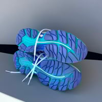 Image 4 of size: us7 uk5 eu38  cm24