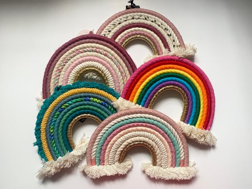 Mama Makes Macrame - Decorative hanging rainbows - large