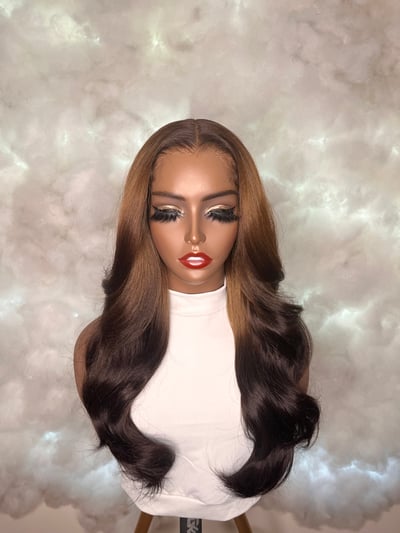 Image of Outre Perfect Hairline Glueless 13x6 HD Lace Front Wig - ATLAS  ( 3DR4/CHESTOMB)