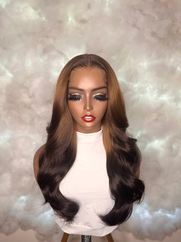 Image of Outre Perfect Hairline Glueless 13x6 HD Lace Front Wig - ATLAS  ( 3DR4/CHESTOMB)
