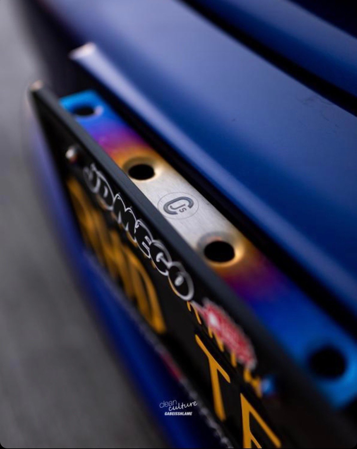 Titanium license plate bracket holder | Chasing JS