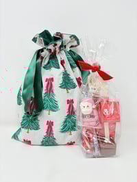 Image 1 of Le Pochon-cadeau avec son kit chocolat chaud gourmand ! 