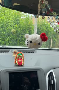 Image 2 of hello kitty head