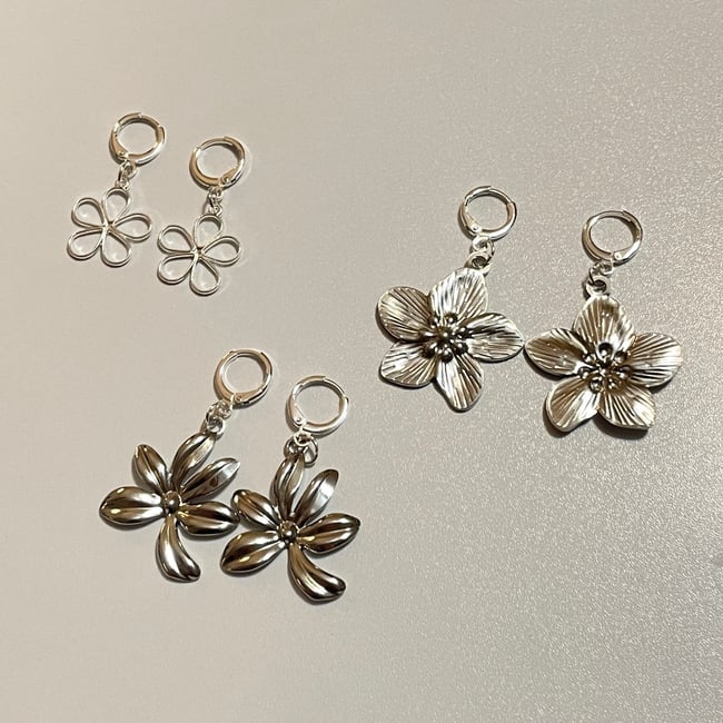 silver flower earrings