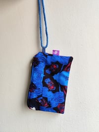 Image 3 of ESTUCHE o neceser PAVO REAL azul