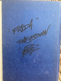 Image 3 of Cover Book FRIDA