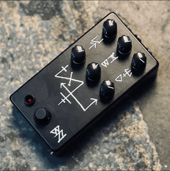 Distortion | BLACKHAWK AMPLIFIERS