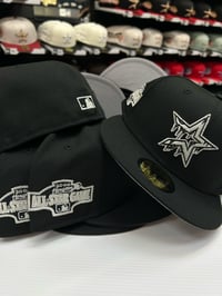 Image 1 of New Era 59Fifty Drip Face 