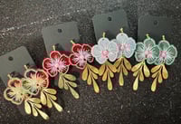 Image 1 of flower drops