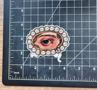 Image 2 of Lover’s Eye Sticker