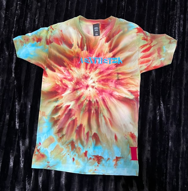 ICE DYED T-SHIRT (Dragon's Egg)