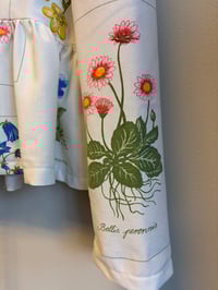 Image 10 of Flower Molly shirt (large)