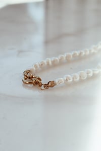 Image 3 of Colar Madrepérolas 