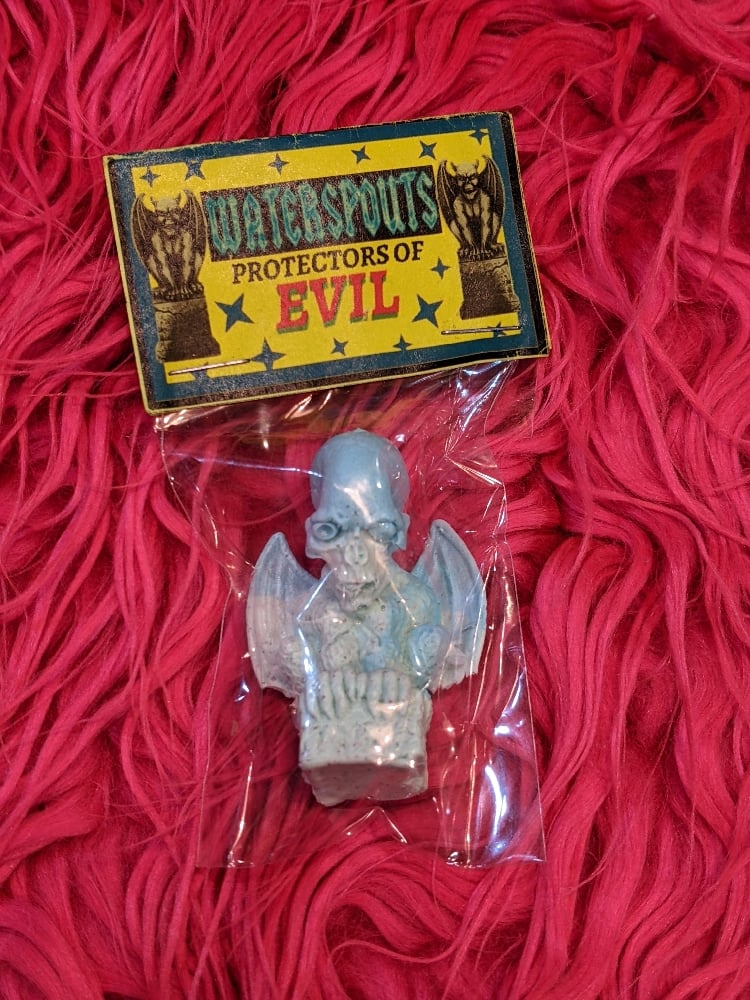 SKULLGOYLE resin figure 