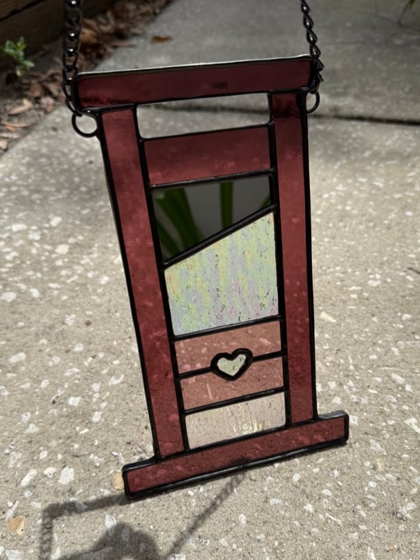 Image of Guillotine