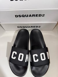 DSqaured 2 Sliders