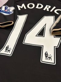 Image 5 of Tottenham Hotspur “MODRIĆ 14” 2008/09 Third Shirt + PL patches (M)