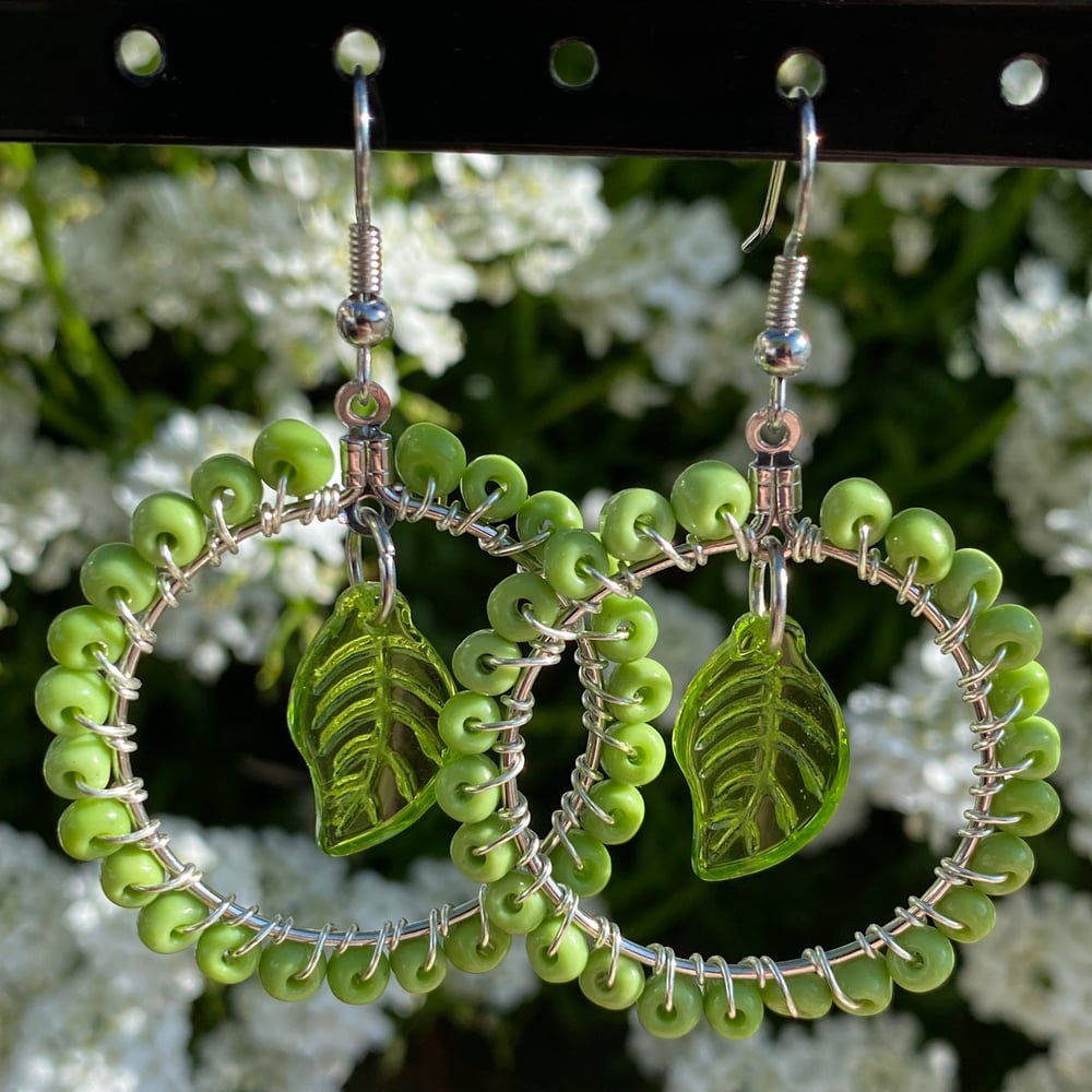 Image of lush spring earrings 