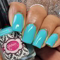 Image 12 of Glisten & Glow Gummy Sharks