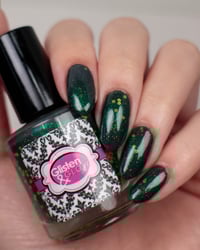 Image 25 of Glisten & Glow Witch’s Cauldron