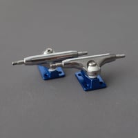 Image 5 of DYNAMIC trucks 29mm