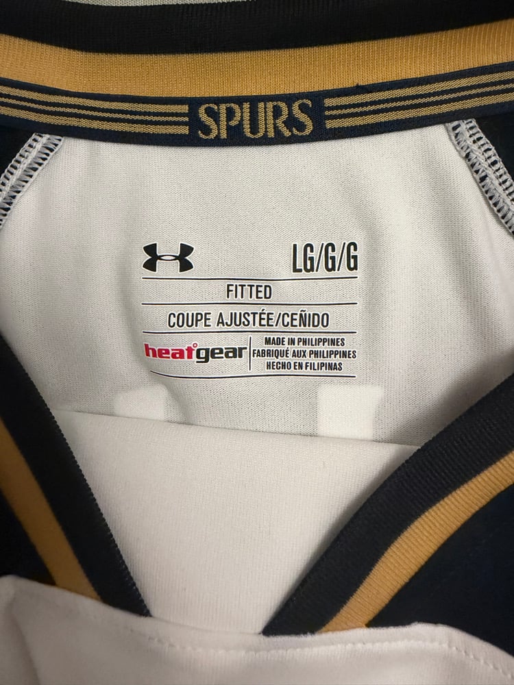 Image of PRE ORDER: NEW Tottenham Hotspur “WALKER 2” 2016/17 Home Shirt + PL patches (L)