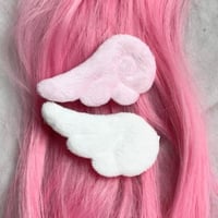 plush wing duo hairclips
