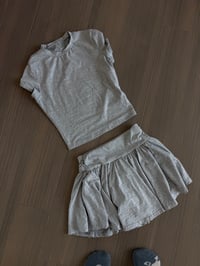 gray skirt set (sz large)