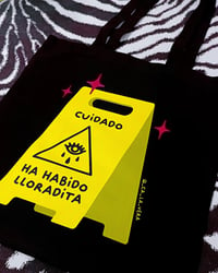 Image 2 of Totebag "lloradita"