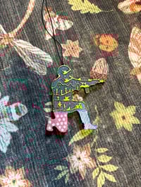 Carmel & Bourbon scented Military Man Freshie