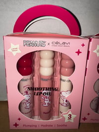 Image 2 of Snoo Doggy Makeup and Lip products