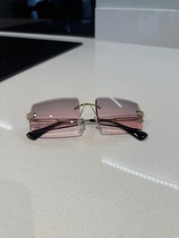Image 5 of Pixie Dust Killy Shades