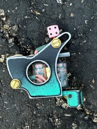 Image 1 of TEAL AND PINK SH LINER 922