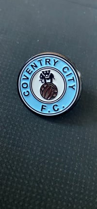 Retro Coventry City Pin Badge 