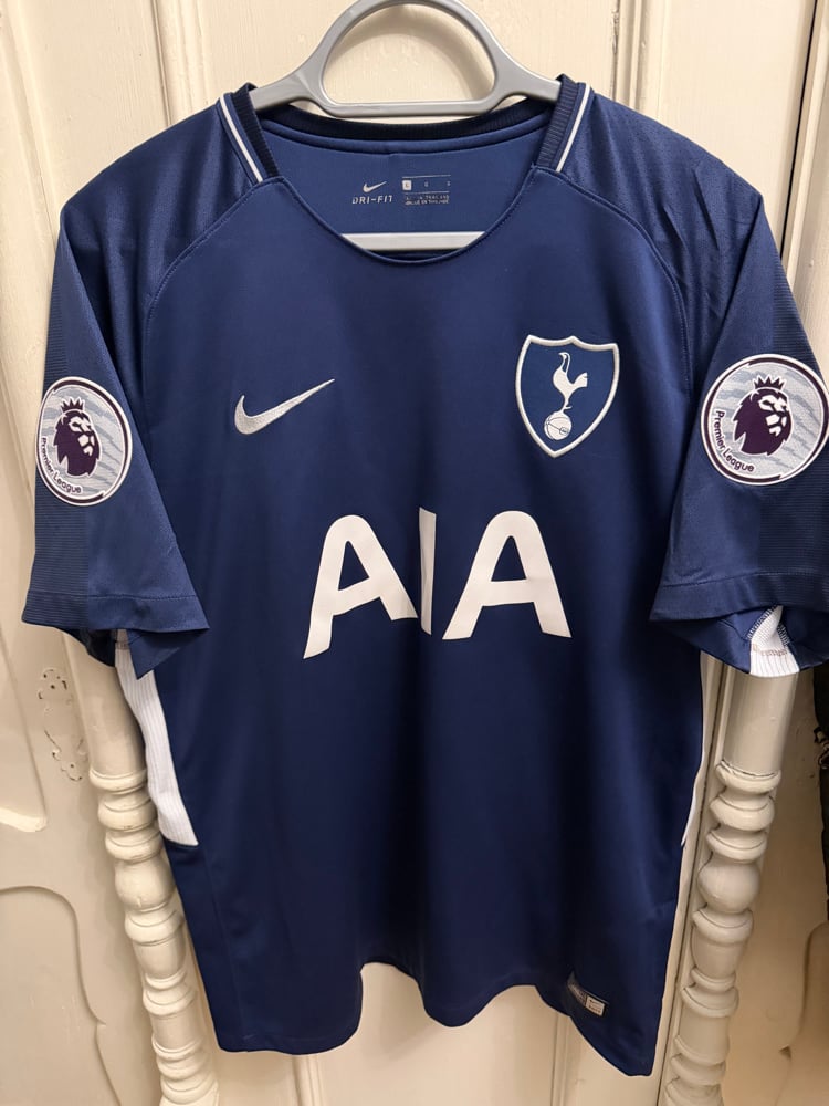 Image of PRE ORDER: Tottenham Hotspur “TRIPPIER 2” 2017/18 Away Shirt + PL patches (L)