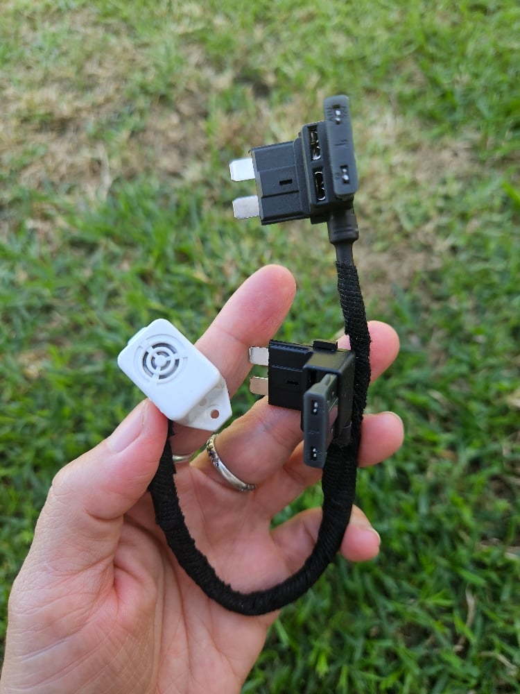 Image of Troopy Gear 70 Series Landcruiser Headlight Alarm 