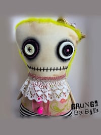 Image 2 of Daisy Doodle 